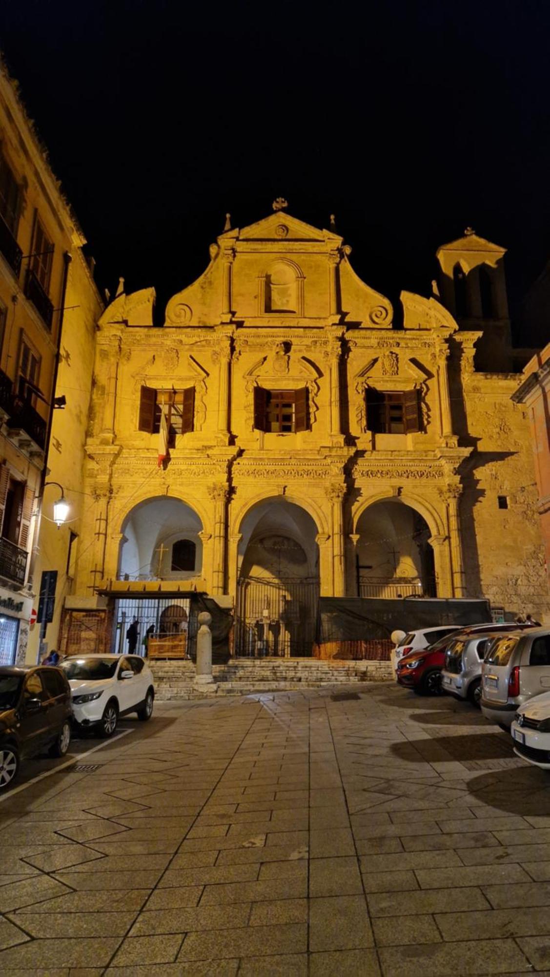 Lilyum Apartment Cagliari Luaran gambar